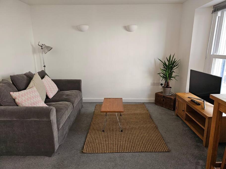 Beautiful And Bright !! Town/Harbour Apartment #1 Penzance Exteriör bild