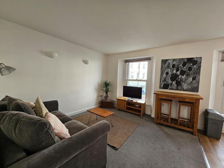 Beautiful And Bright !! Town/Harbour Apartment #1 Penzance Exteriör bild
